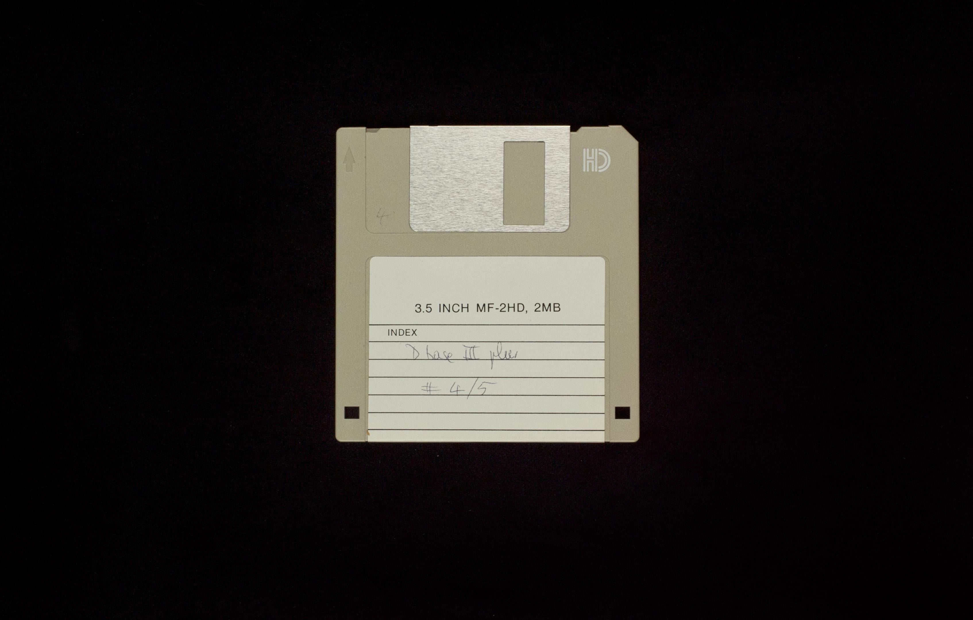 Elies Miniatures Diskette 19