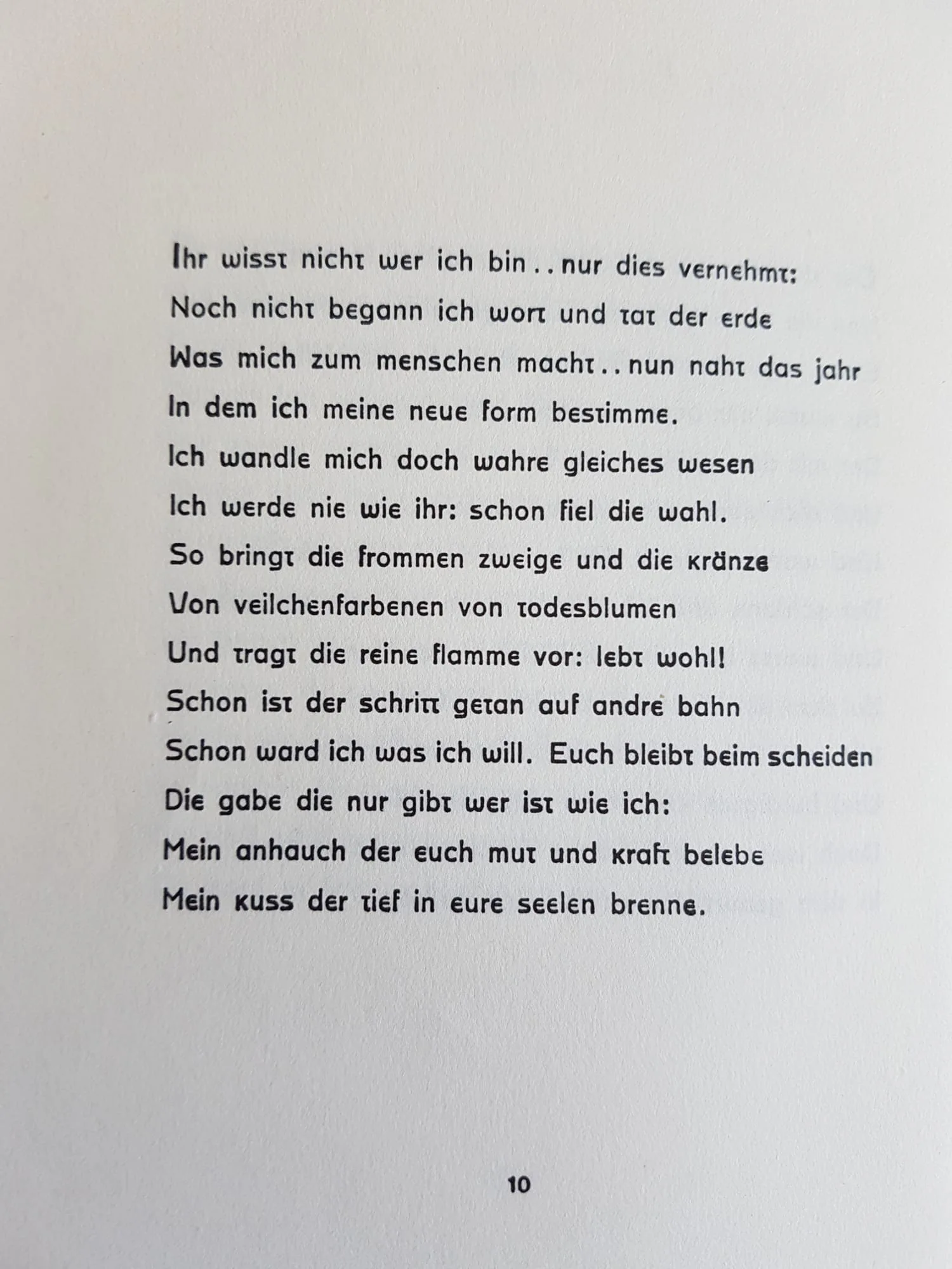 Stefan George, “Ihr wisst nicht wer ich bin …”, book page from “Der Stern des Bundes”, 1914